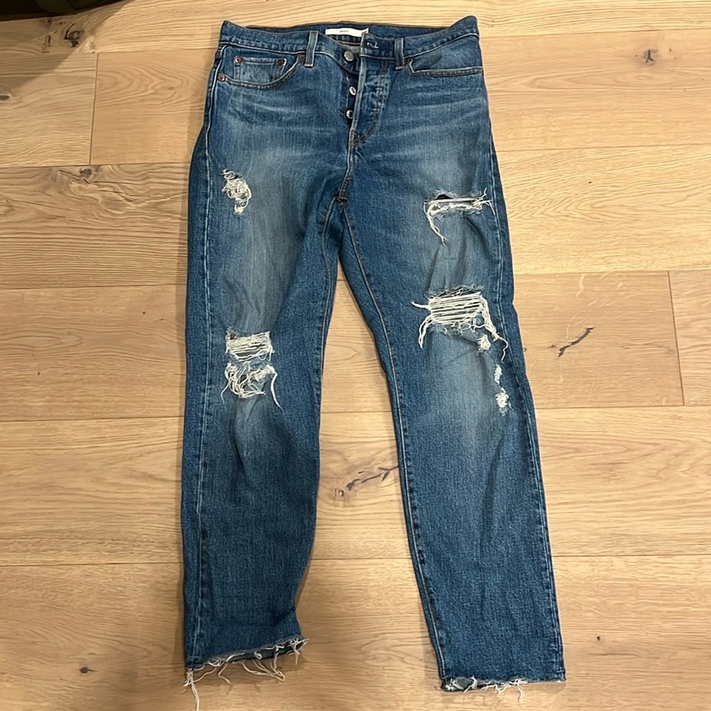 Levi’s wedgie Jean